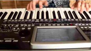 Korg PA900 ¡El teclado con el sonido más potente del 2019! 24 Korg PA900 opiniones