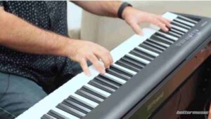 Roland FP 30 BK precio